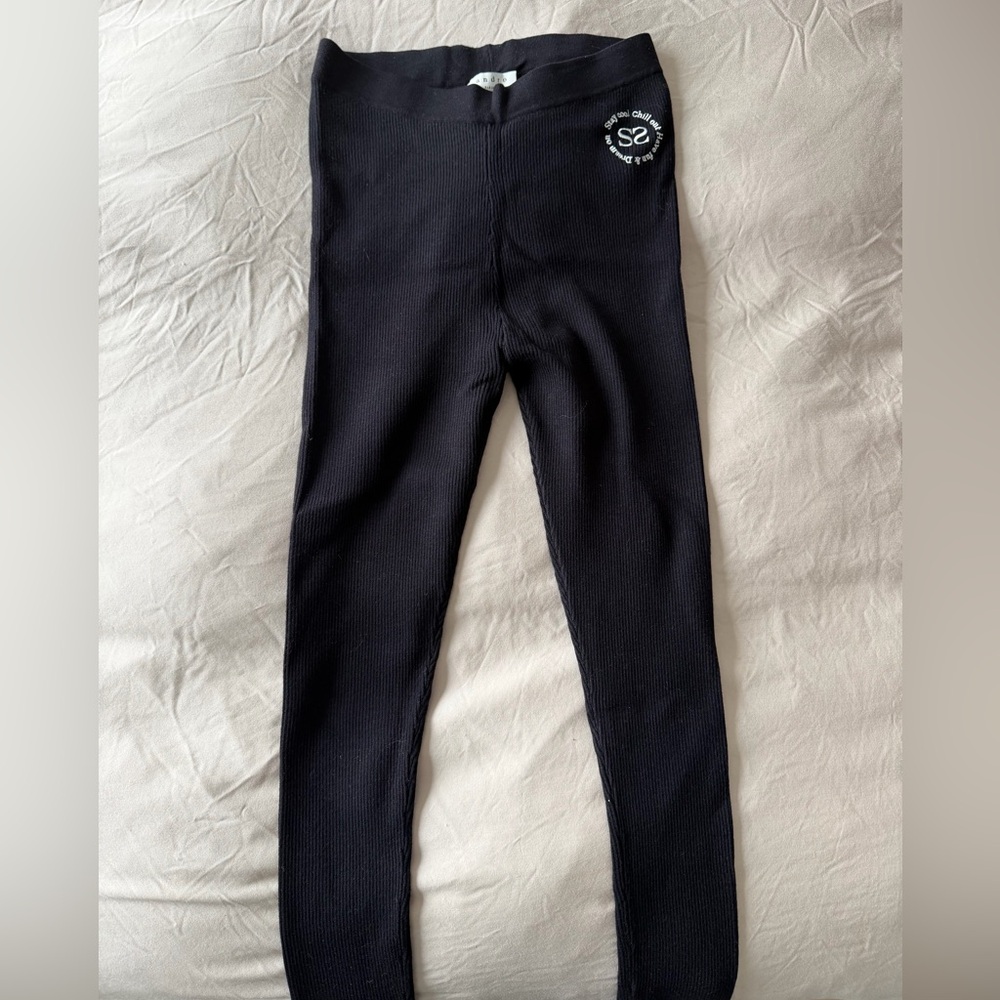 Stylish Black Knit Leggings